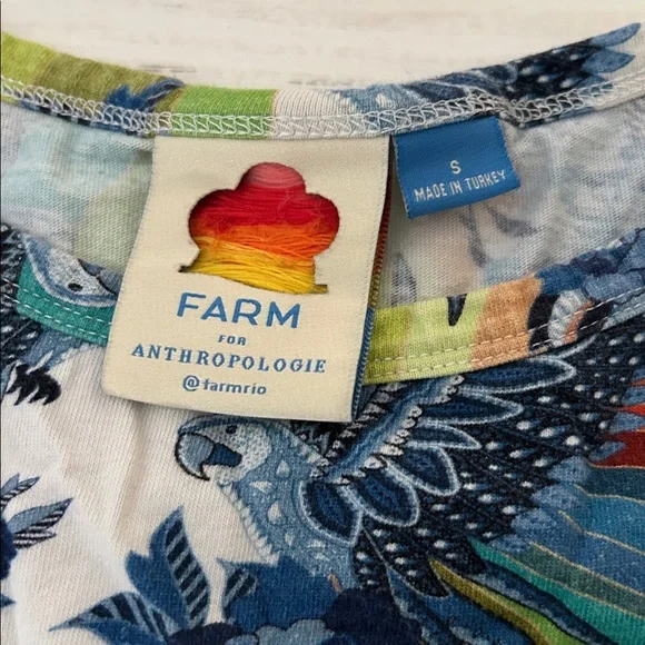 Farm Rio for Anthropologie size small T-Shirt with Bird and Rainbow Pattern - Picture 2 of 4